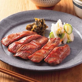 閣の特上厚切り牛たん(塩)