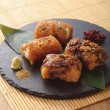 牝牛限定神戸ビーフと愛知三河一色産うなぎおこわ食べ比べ
