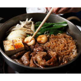 国産黒毛和牛肩・モモすきやき用