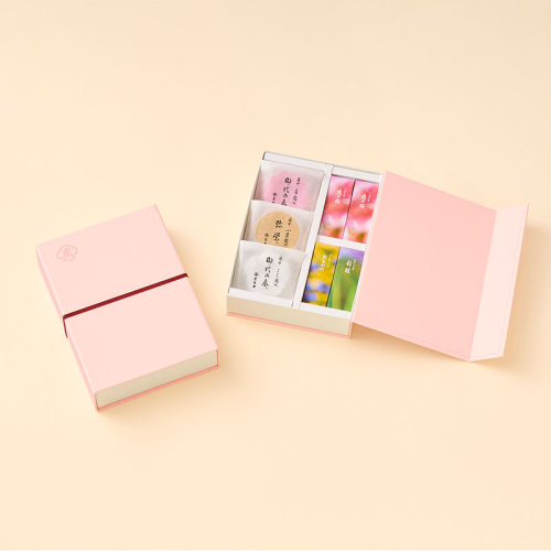 〈とらや〉春いろ詰合せ